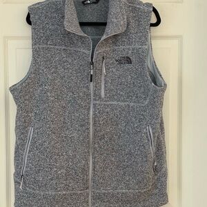 The North Face Gray Men’s Tsillan Vest Size Large​